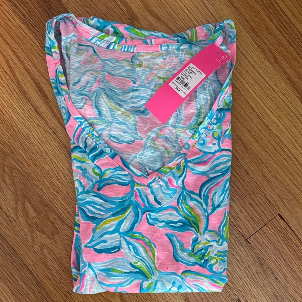 Lilly Pulitzer Etta V-Neck Tee